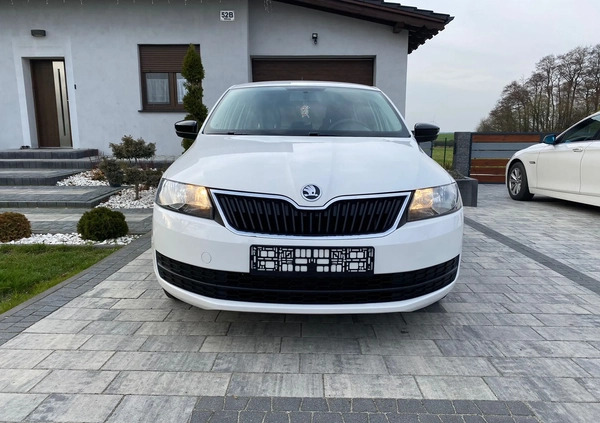 Skoda RAPID cena 31900 przebieg: 135000, rok produkcji 2015 z Jarocin małe 172